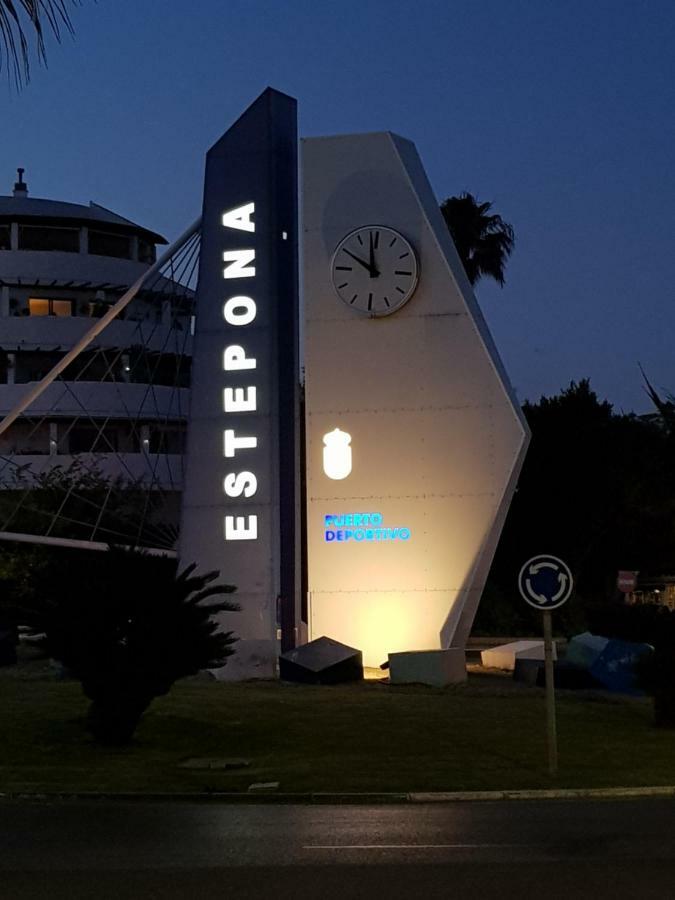 Puerto Estepona Exteriér fotografie